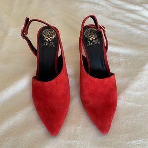 Vince Camuto asymmetrical red suede pumps heels sz 9.